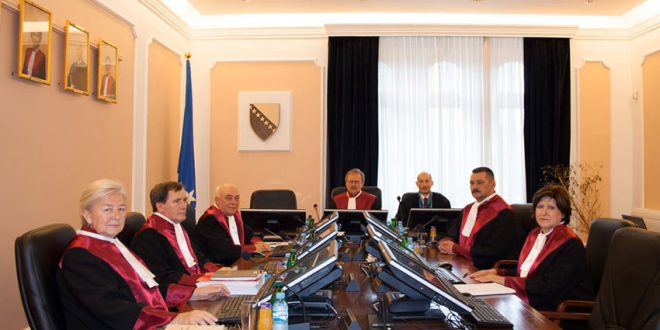 Nakon odluke Ustavnog suda BiH – Republika Srpska knjiži vojnu imovinu na BiH Nakon odluke Ustavnog suda BiH – Republika Srpska knjiži vojnu imovinu na BiH